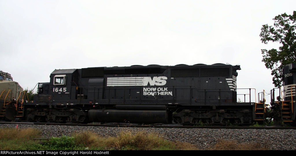 NS 1645